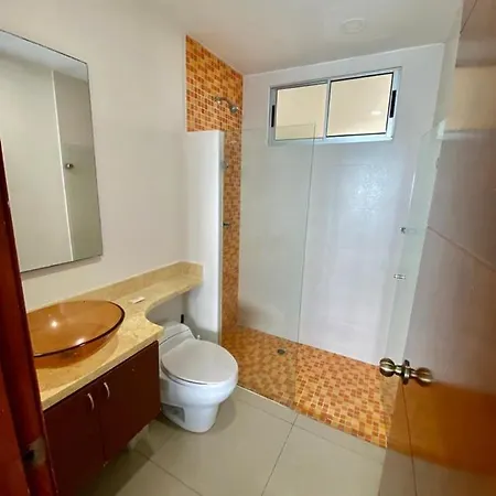 Apartamento Al-2 Frente A La Playa Con Aire Acondicionado Y Wifi Cartagena
