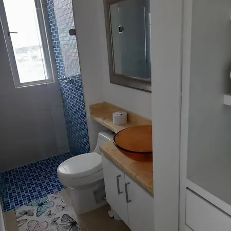 Apartamento Al-2 Frente A La Playa Con Aire Acondicionado Y Wifi Cartagena